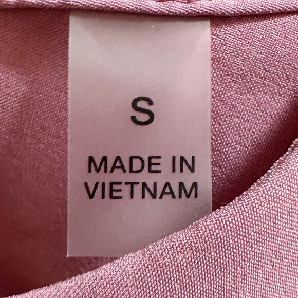 New Rev3 Tunic Blouse Women's Size S Pink Center Back Pleat Stretch Office Work - Picture 4 of 12